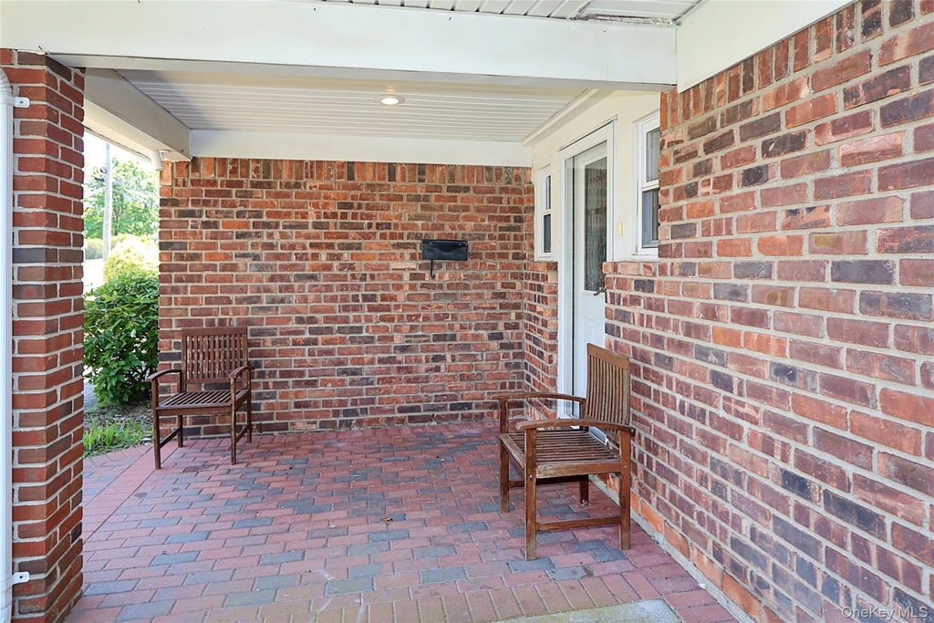 874 Seamans Neck Road - Photo 2