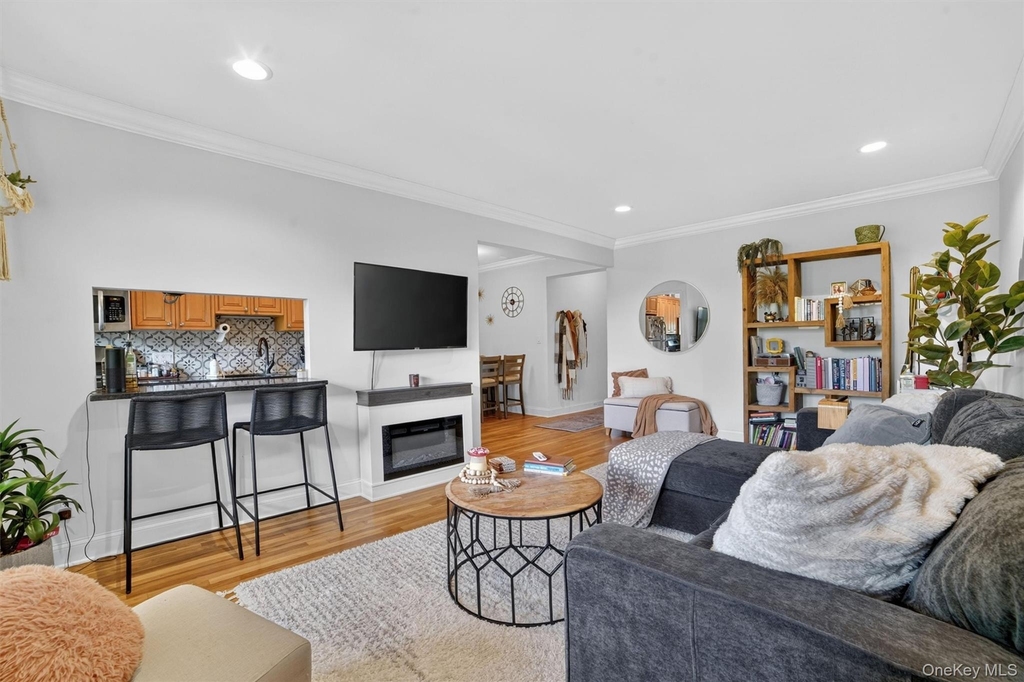 325 King Street - Photo 8