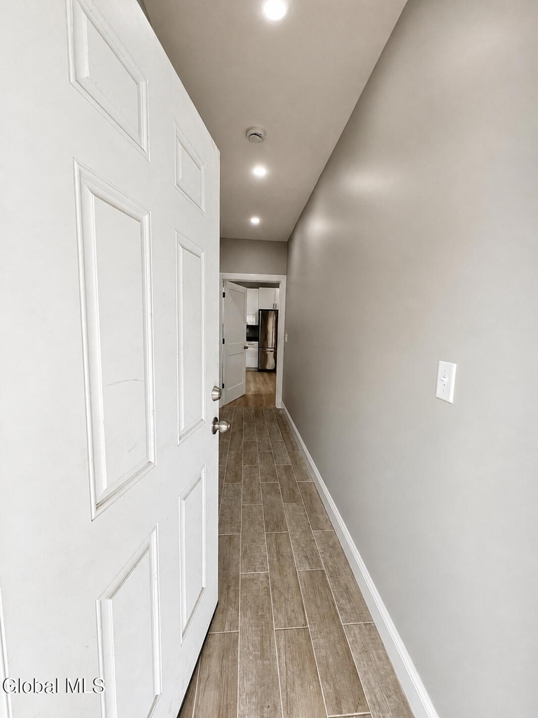 62 Glen Avenue - Photo 1