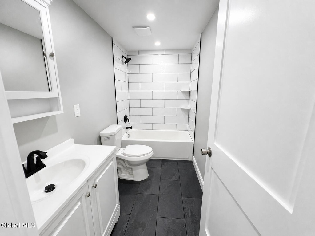 62 Glen Avenue - Photo 7