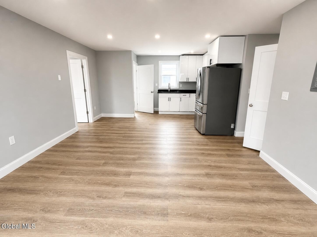 62 Glen Avenue - Photo 1