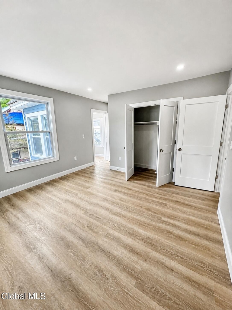 62 Glen Avenue - Photo 5