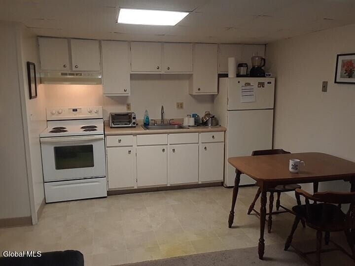 21 Wells - Photo 2