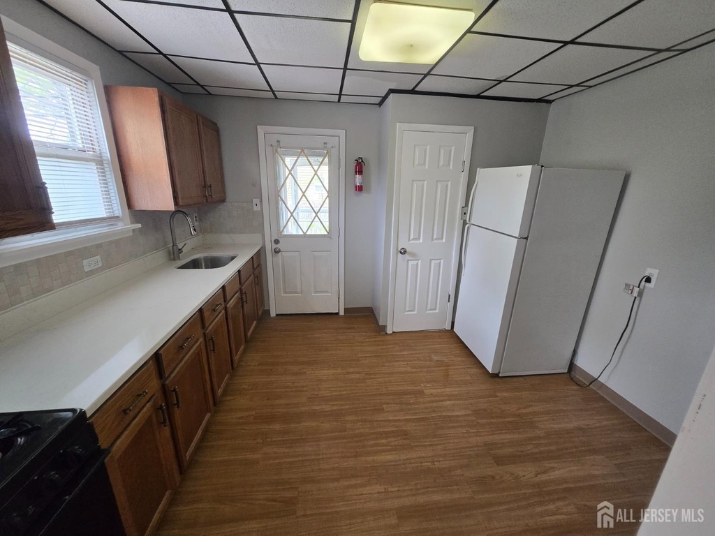 138 Hamilton Boulevard - Photo 8