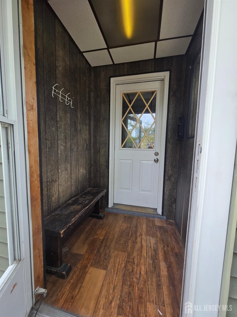 138 Hamilton Boulevard - Photo 3