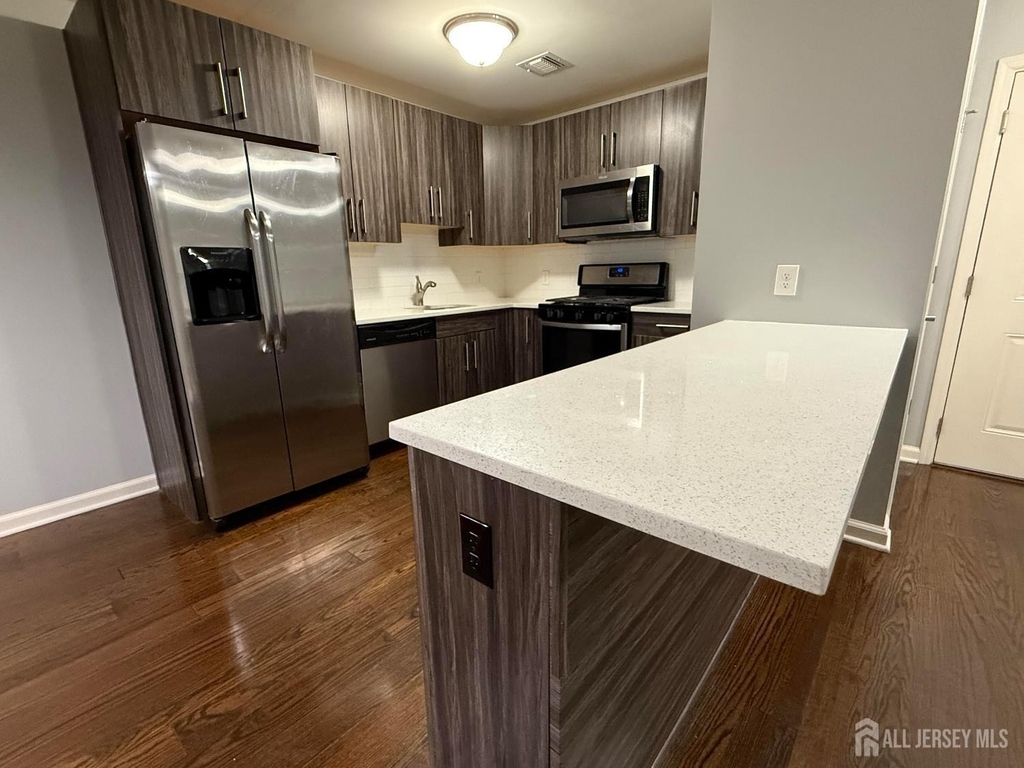 1400 St Georges Avenue - Photo 1