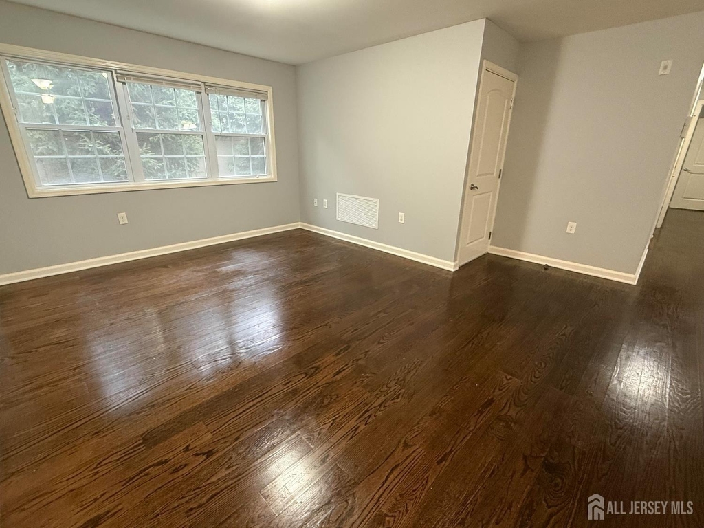1400 St Georges Avenue - Photo 4