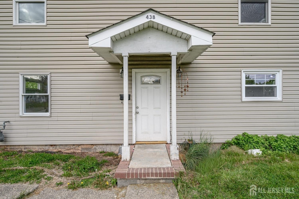 438 Belgrade Street - Photo 1