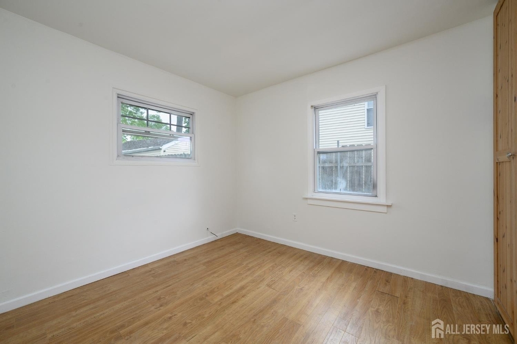 438 Belgrade Street - Photo 7