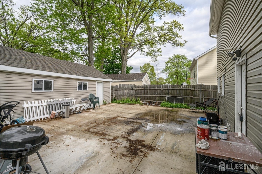 438 Belgrade Street - Photo 30