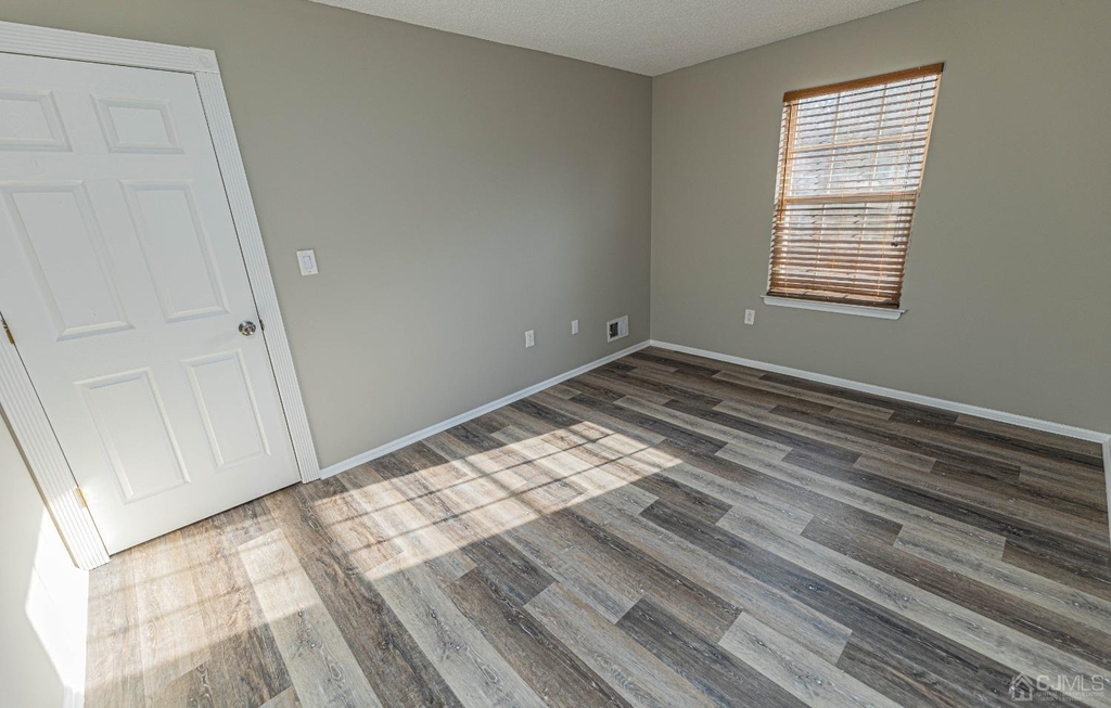 142 Darwin Lane - Photo 5