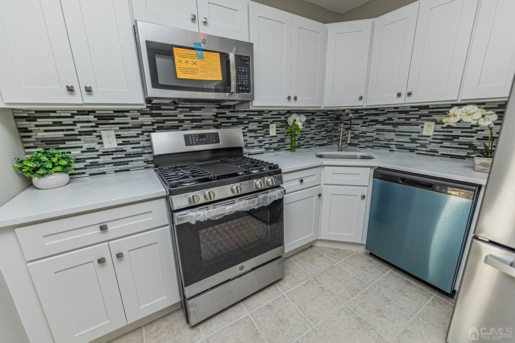 142 Darwin Lane - Photo 3