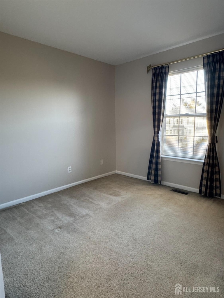 30 Amesbury Court - Photo 21
