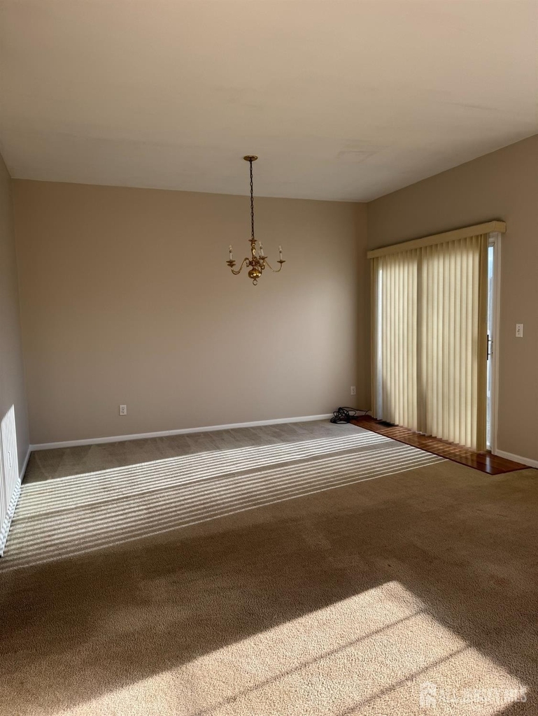 30 Amesbury Court - Photo 8