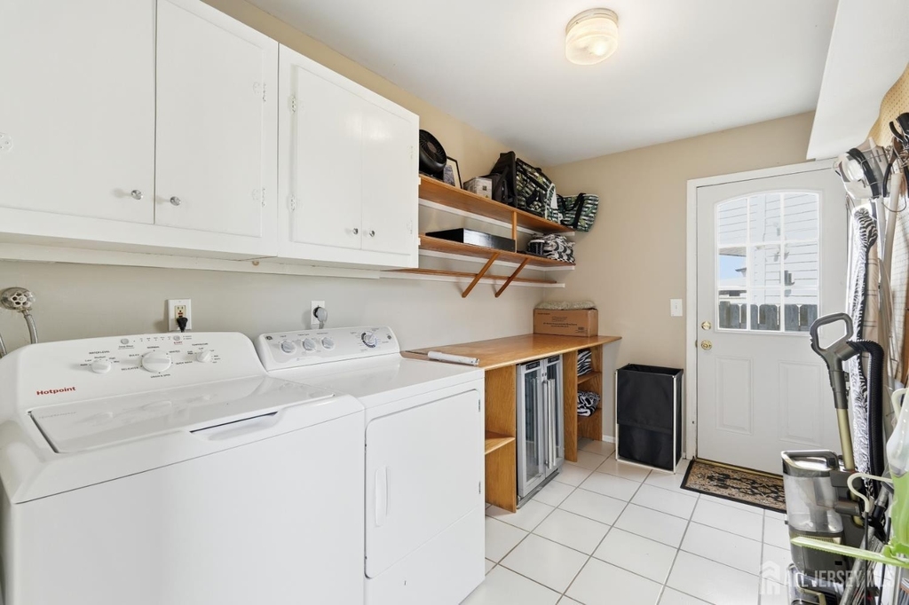 473 Tamiami Drive - Photo 9