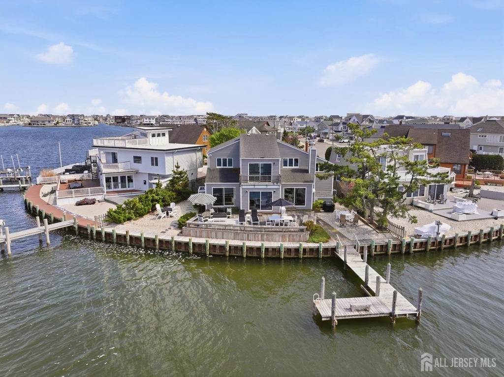 473 Tamiami Drive - Photo 18