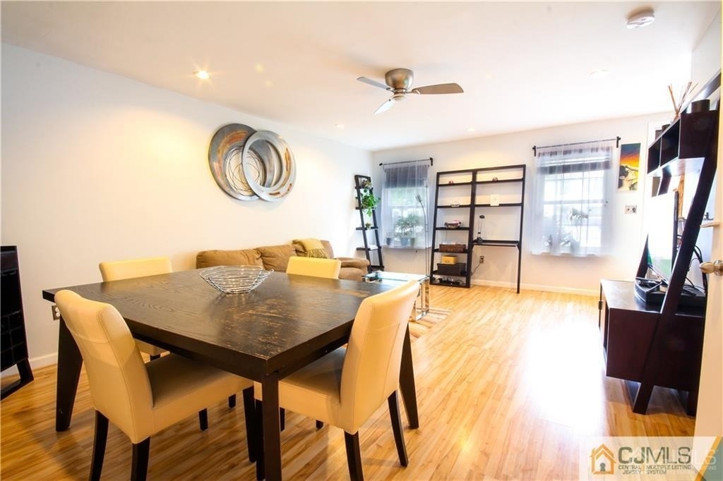 123 Pear Tree Lane - Photo 2