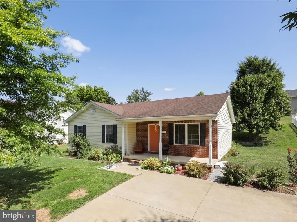 1114 Ashby Street - Photo 0