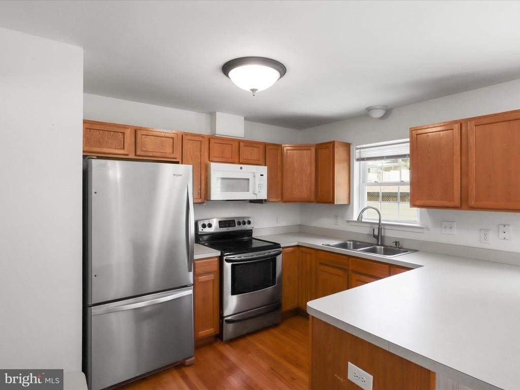 1114 Ashby Street - Photo 8