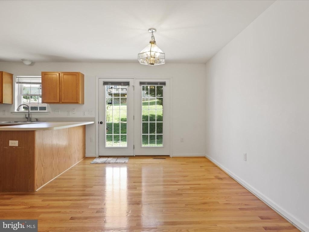 1114 Ashby Street - Photo 5