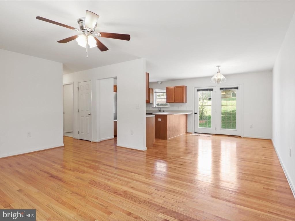 1114 Ashby Street - Photo 3