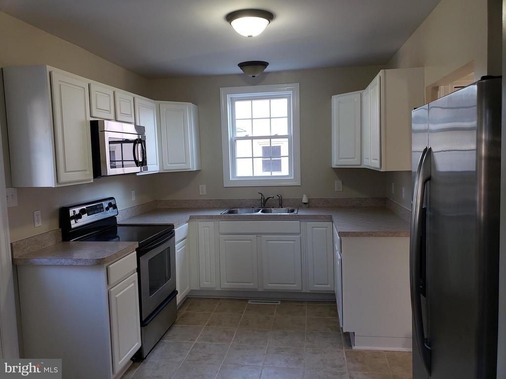 122 Morningside Drive - Photo 2
