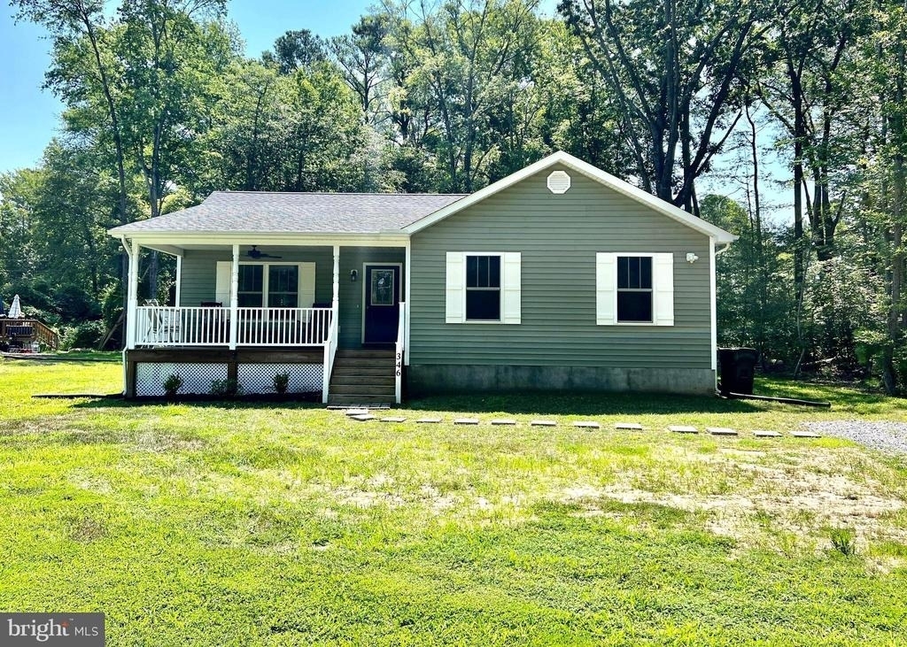 346 Brooks Drive - Photo 0