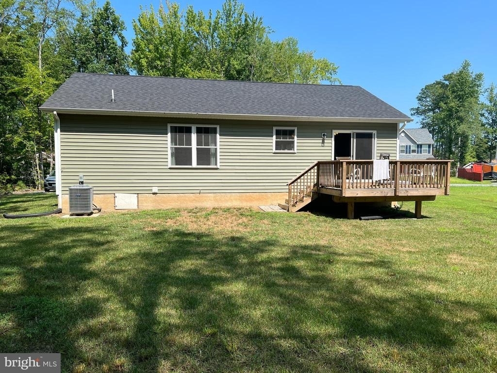 346 Brooks Drive - Photo 2