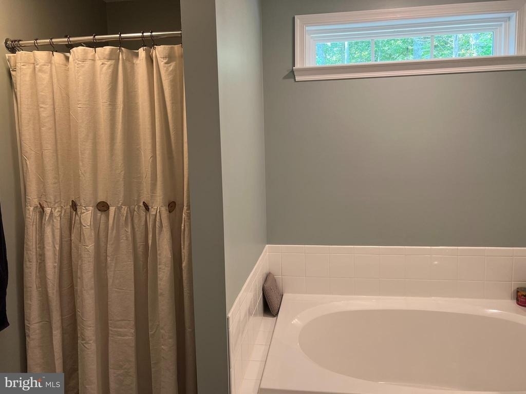 346 Brooks Drive - Photo 17