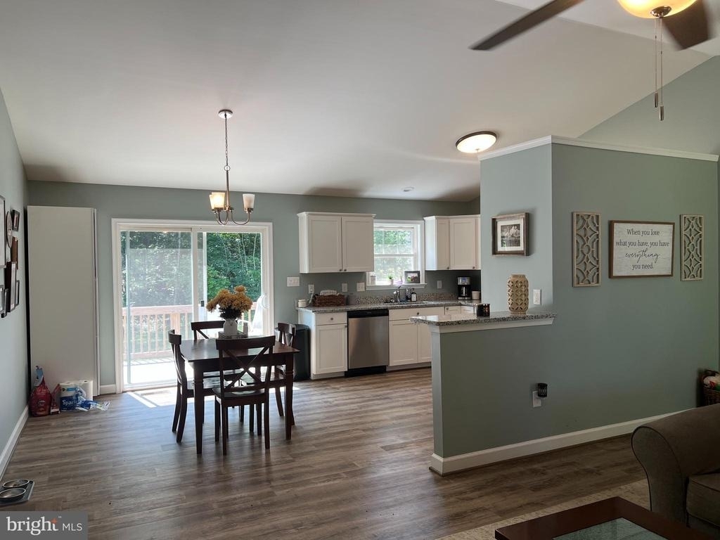 346 Brooks Drive - Photo 8