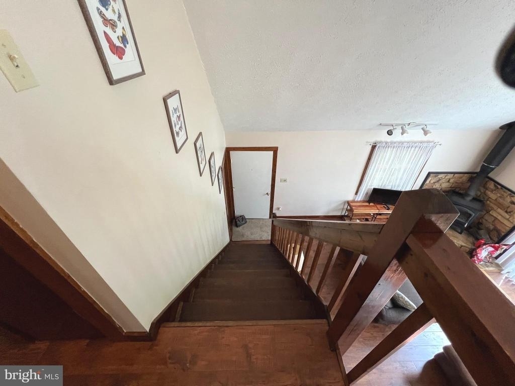 32 Cherry - Photo 26