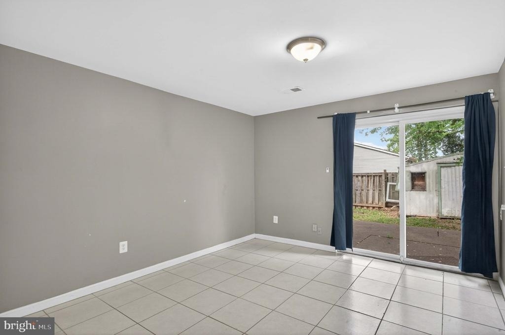 16611 Geddy Court - Photo 28