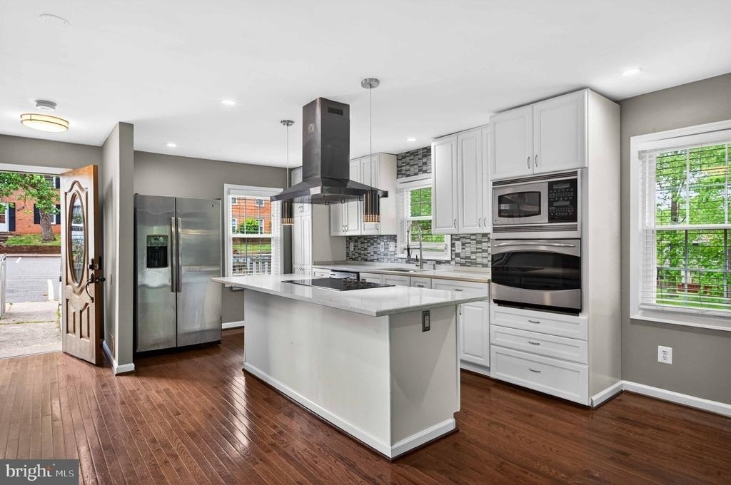 16611 Geddy Court - Photo 7