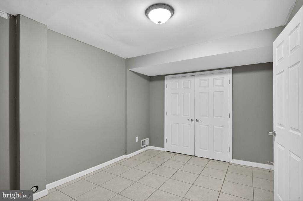 16611 Geddy Court - Photo 23