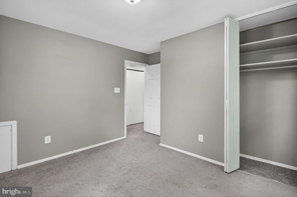 16611 Geddy Court - Photo 21