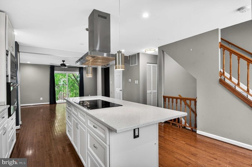 16611 Geddy Court - Photo 4