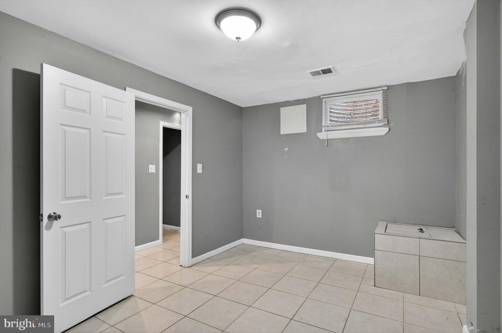 16611 Geddy Court - Photo 26