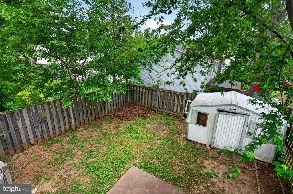16611 Geddy Court - Photo 30