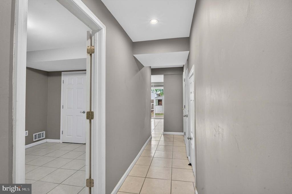 16611 Geddy Court - Photo 22