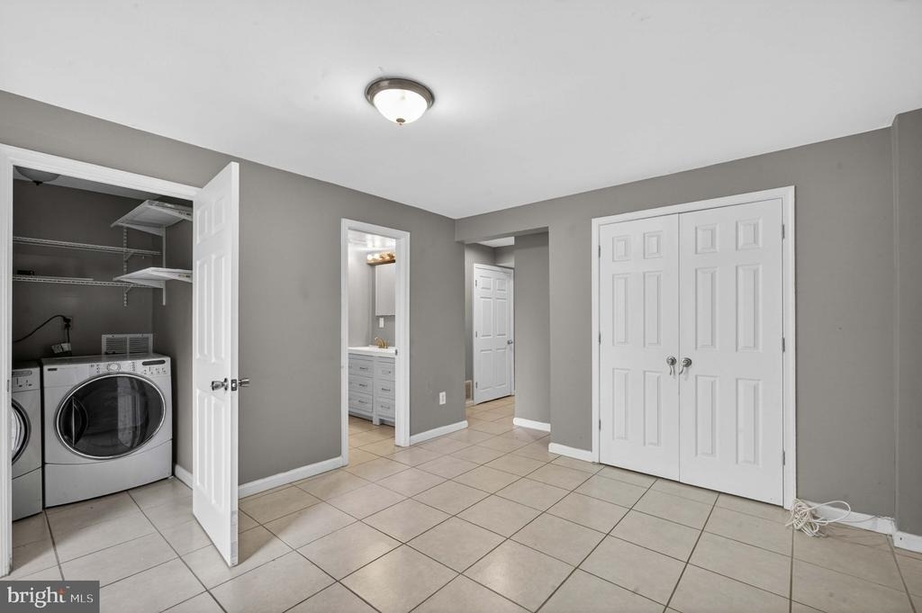 16611 Geddy Court - Photo 25