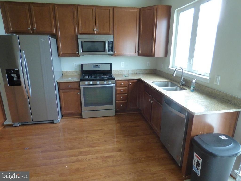 42638 New Dawn Terrace - Photo 1