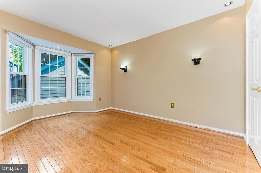 8415 Hollis Lane - Photo 24