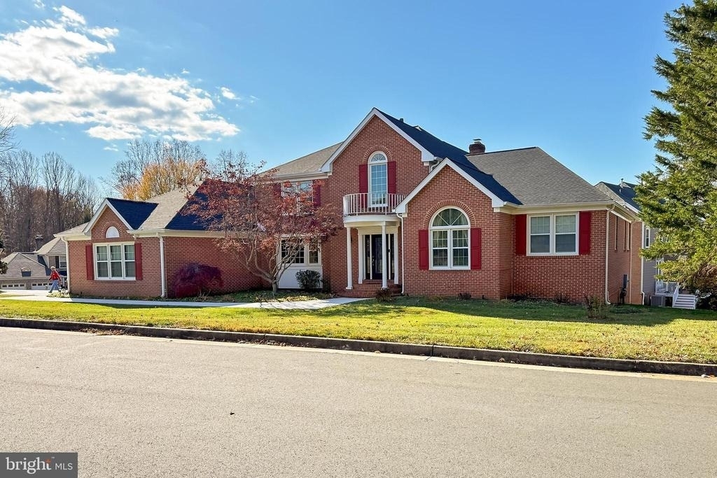 1300 Pinstripe Court - Photo 3