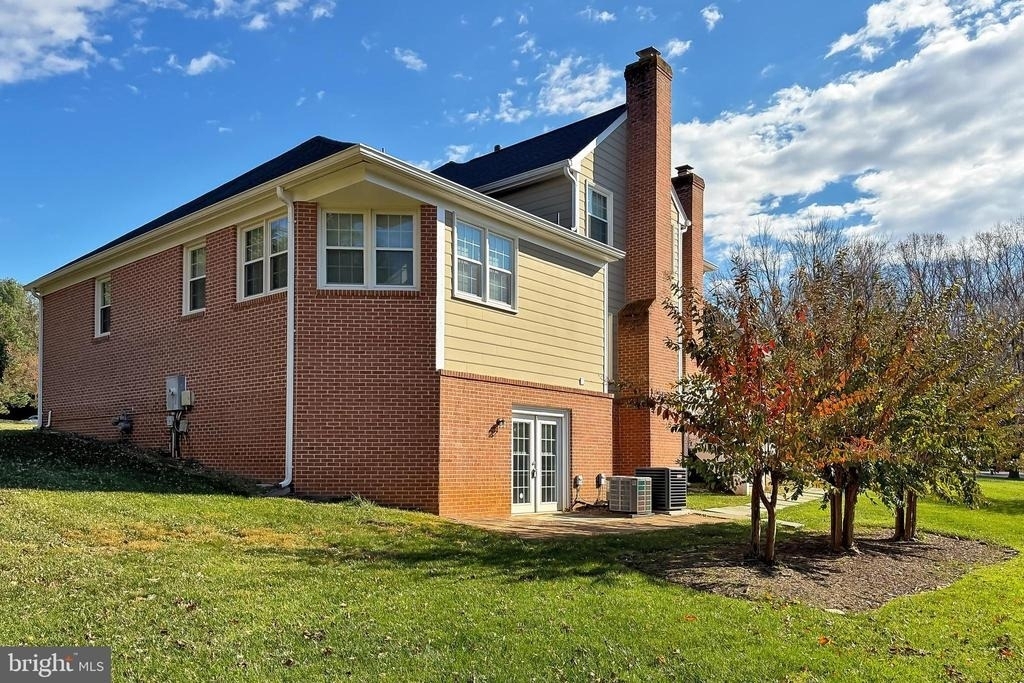 1300 Pinstripe Court - Photo 1