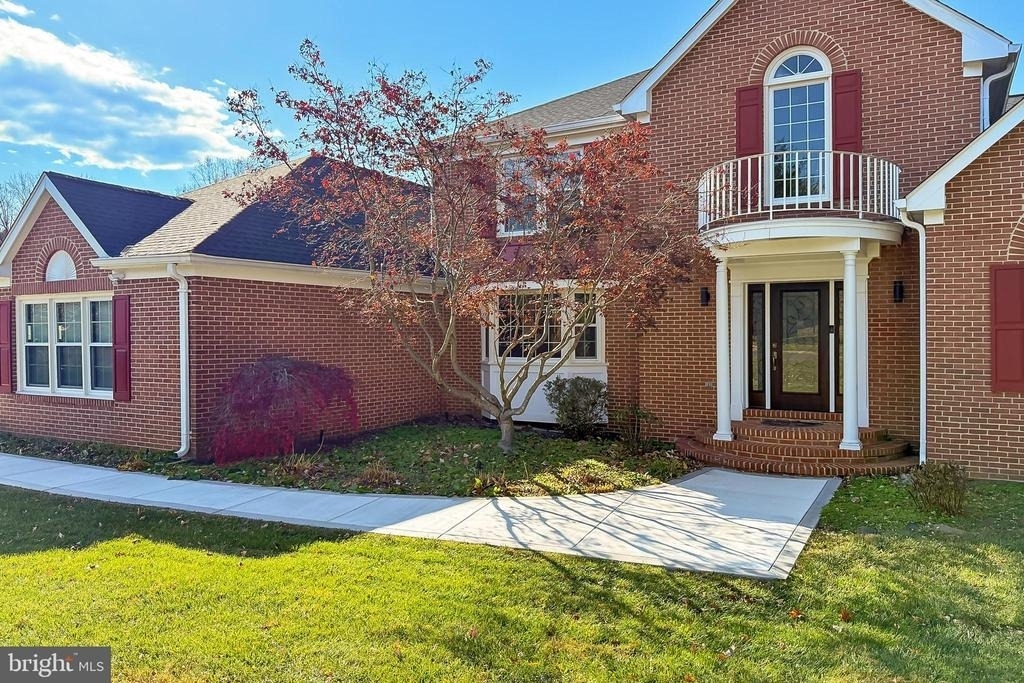 1300 Pinstripe Court - Photo 5