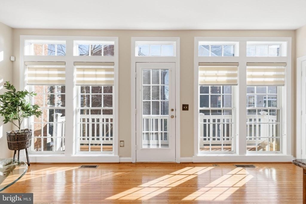 7996 Reserve Way - Photo 21