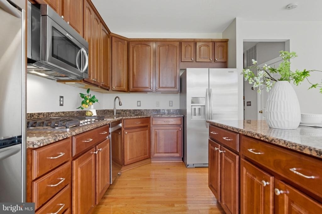 7996 Reserve Way - Photo 17