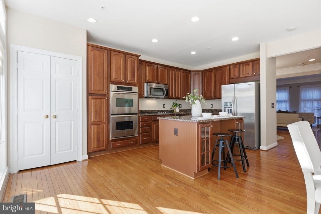 7996 Reserve Way - Photo 12