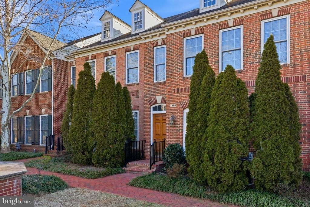 7996 Reserve Way - Photo 0