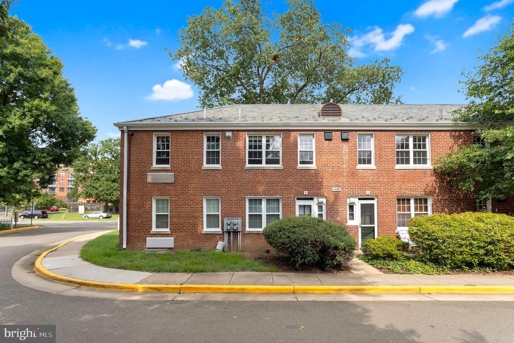 3201 Commonwealth Avenue - Photo 22